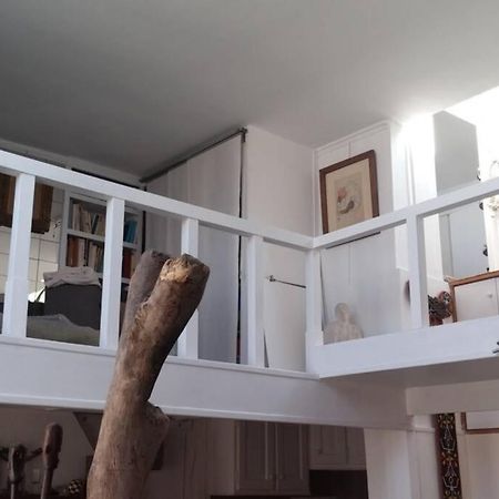 Appartement Atypique Saint Germain Des Pres Paris Exterior photo